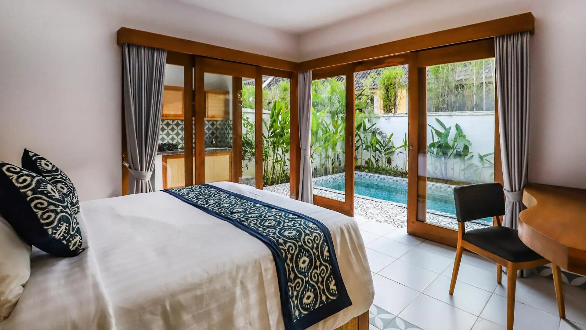 Nomads House-2: Cozy Nook For Modern Couple / 1Bdr Villa Ubud